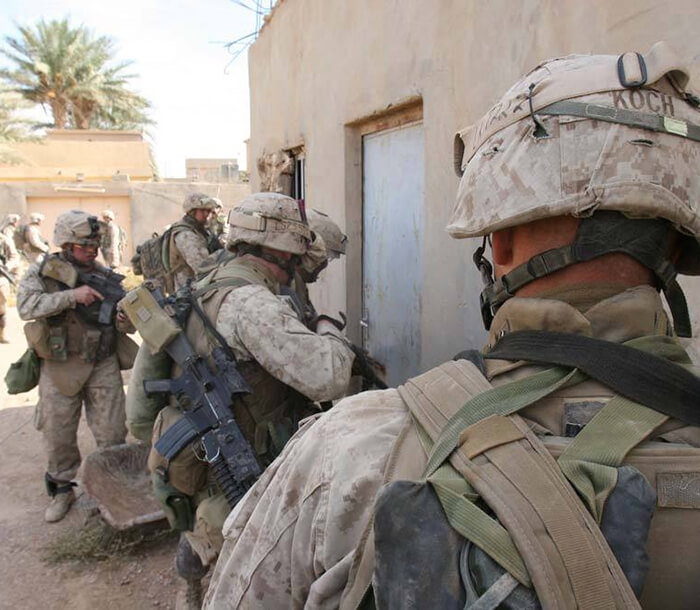 Militärmädchen Einfach Klingelton - Laden Sie von PHONEKY auf Ihr Handy herunter